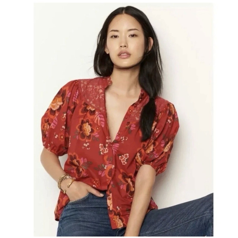 Farm Rio Giustina Lace Blouse Top Women's Medium Short Sleeve Floral Romantic